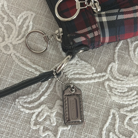 Coach Poppy Tartan Large Wristlet - Picture 13 of 16